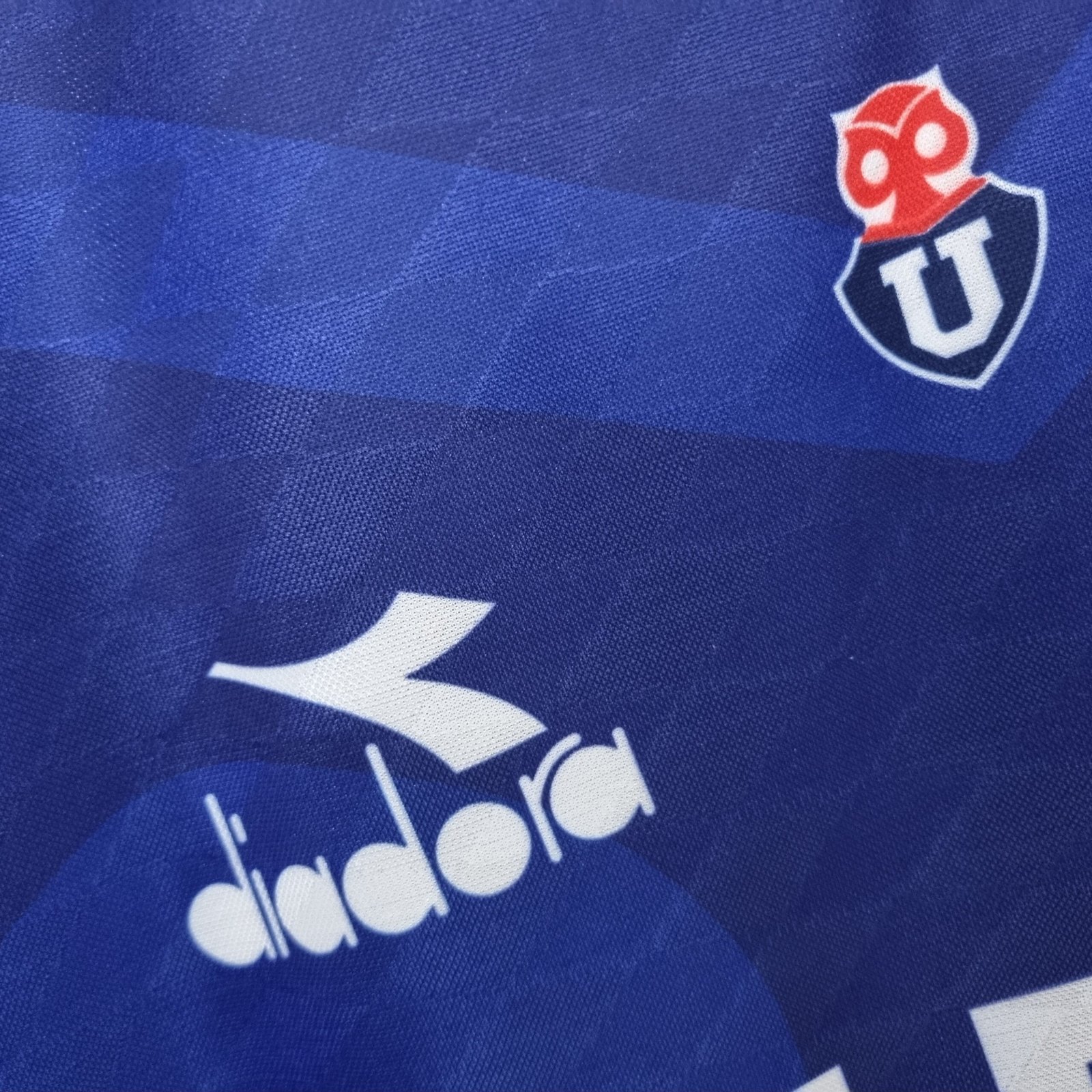 camisa-retro-universidade-do-chile