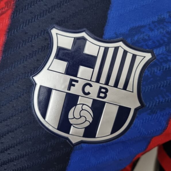 camisa do barcelona vermelho e azul