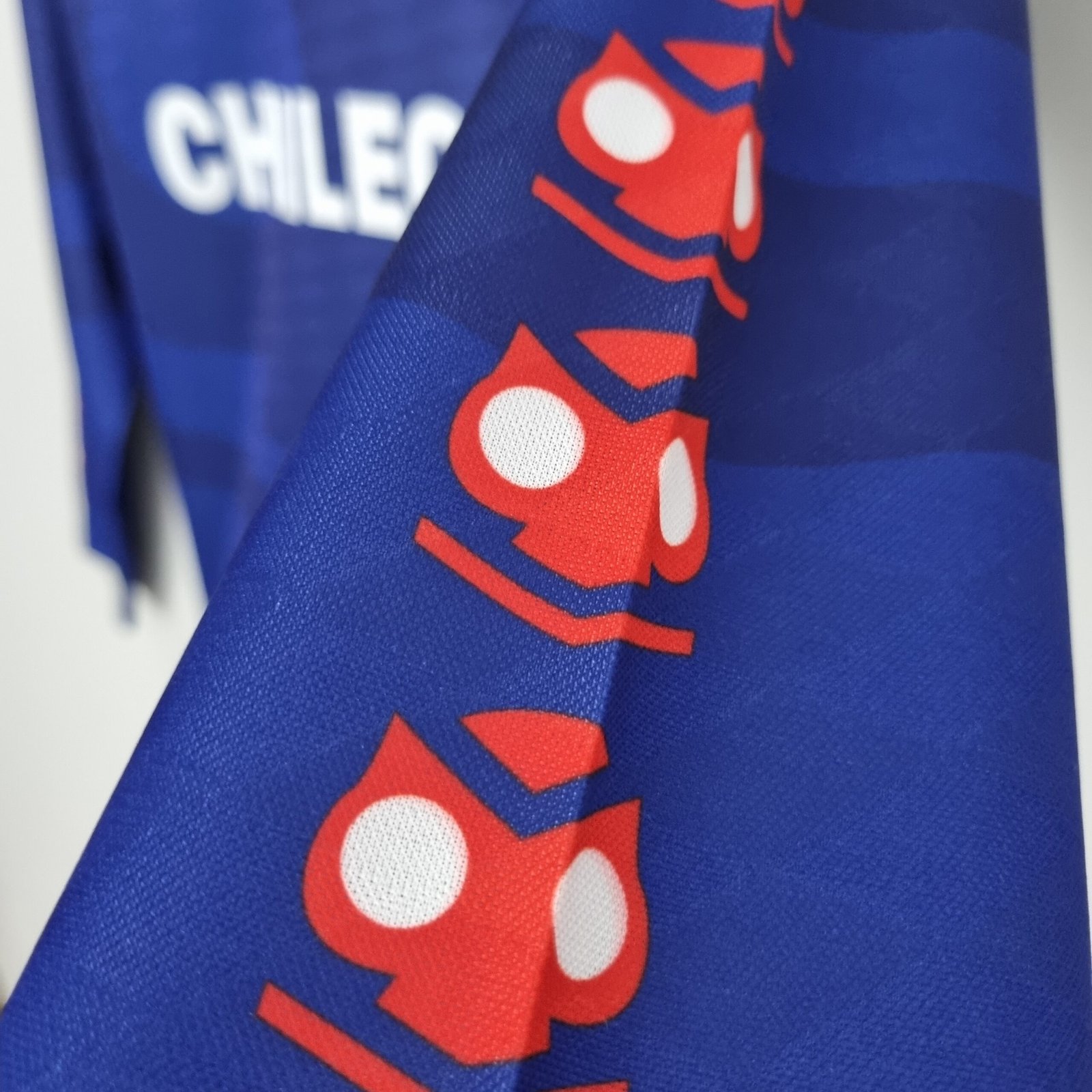 camisa-retro-universidad-do-chile-1996-azul-manga-longa