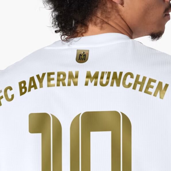 Camisa Bayern de Munique Branca Versão Jogador