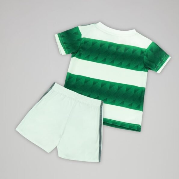 kit Infantil Celtic Branca com Verde 2022