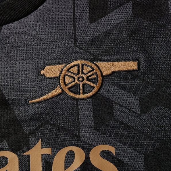 Camisa Arsenal Preta com Dourado 2022 FEMININA