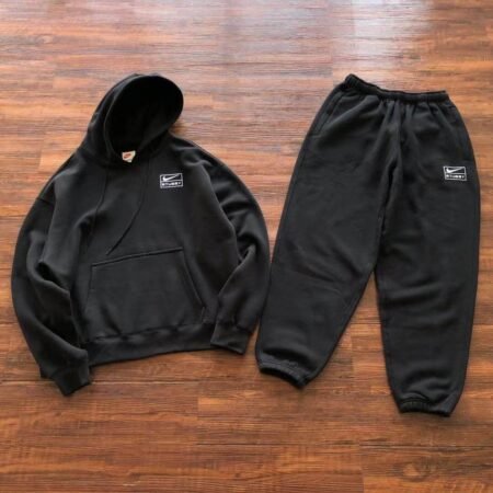 Conjunto Calça e Blusão Moletom Nike Stussy Preto