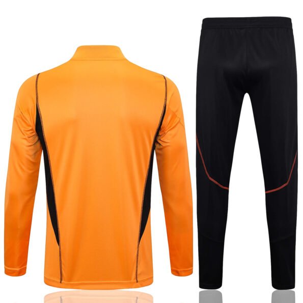 Conjunto de Treino Internacional Laranja 2023/24