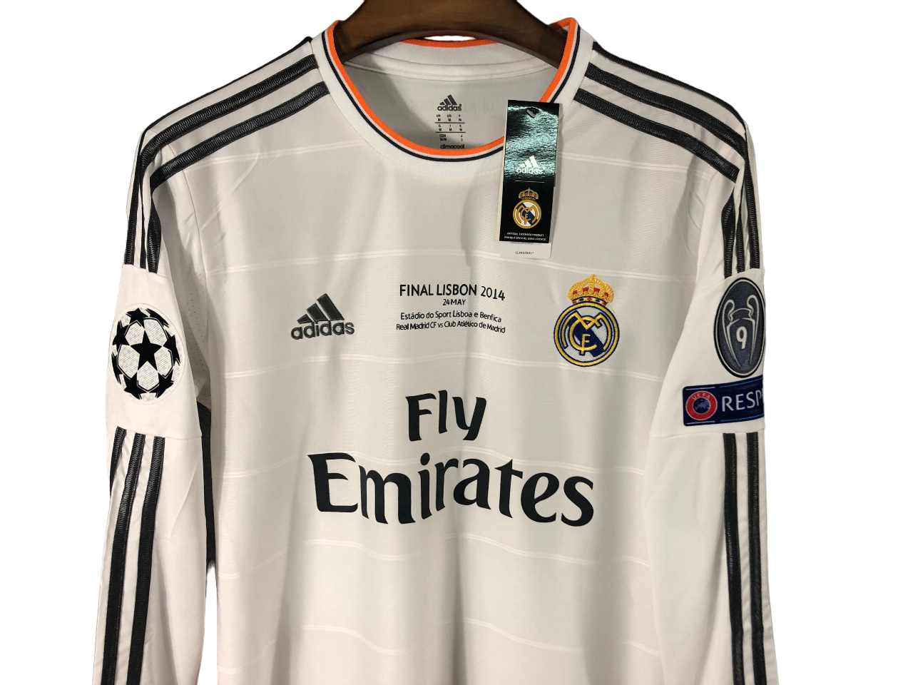 Camisa Real Madrid Home Branca Sergio Ramos 2013/14 Camisa Real Madrid Home Branca Sergio Ramos 2013/14