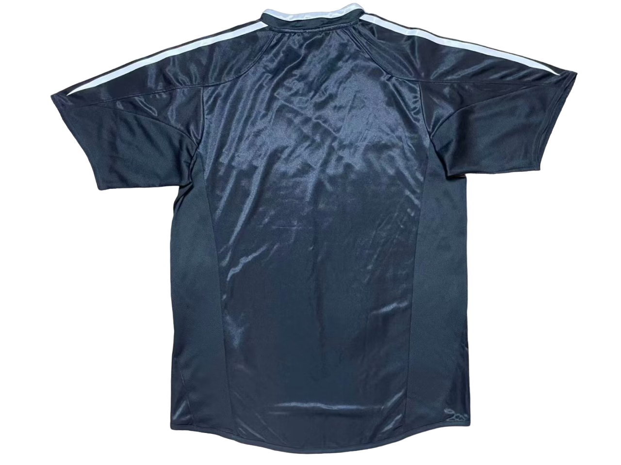 Camisa Real Madrid Preta Away 2004/05 Masculina Camisa Real Madrid Preta Away 2004/05 Masculina