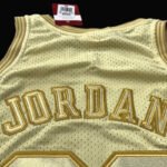 Camisa Regata Jordan #23 Dourada Especial Bulls