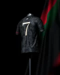 camisa-the-siu-cr7-portugal-preta-commafootball