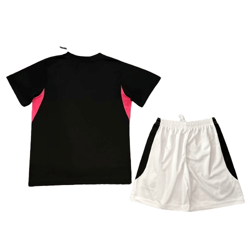 Kit Infantil Newcastle Preta 2023/24 Unissex Kit Infantil Newcastle Preta 2023/24 Unissex