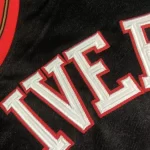 Regata NBA Mitchell & Ness Retrô Preta Philadelphia 76ers 2000/01 Iverson #3