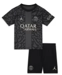 Kit Infantil PSG Preta III Third MBAPPÉ #7 2023/24 Unissex