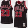 Regata NBA Mitchell & Ness - Chicago Bulls Retro 1997/1998 Bred - Jordan #23