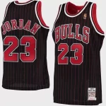 regata-nba-mitchell-ness-chicago-bulls-retro-19971998-bred-jordan-23-11-b878d28be6c0b17d8a15922586841697-1024-1024