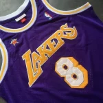 regata-nba-mitchell-ness-los-angeles-lakers-all-star-game-1998-retro-bryant-8-21-11513a67d8a5b4760a15937012577417-1024-1024
