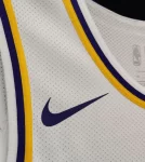 Regata AUTHENTIC – Los Angeles Lakers – Branca – JAMES #23