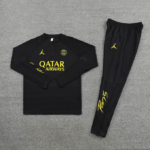 Conjunto de Treino PSG Jaqueta + Calça Preta/Preta 2022/23
