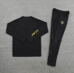 Conjunto de Treino PSG Jaqueta + Calça Preta/Preta 2022/23