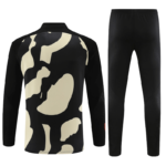 Conjunto de Treino PSG Jaqueta + Calça Camuflagem Preto/Amarelo 2023/24