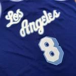 regata-nba-mitchell-ness-los-angeles-lakers-hardwood-1996-1997-azul-bryant-8