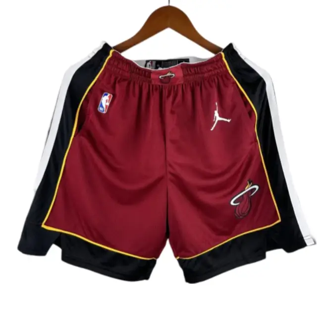 bermuda-nba-miami-heat-statement-edition-2023-short-calcao-basquete-jersey-jogador-basketball-oficial-original-licenciada-lancamento-nova-qualidade-1-cc7d2e9ab3a516613417187151800695-640-0 Short NBA Statement Swingman Miami Heat Nike Vinho