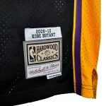 regata-nba-mitchell-ness-los-angeles-lakers-preta-2009-10-bryant-24