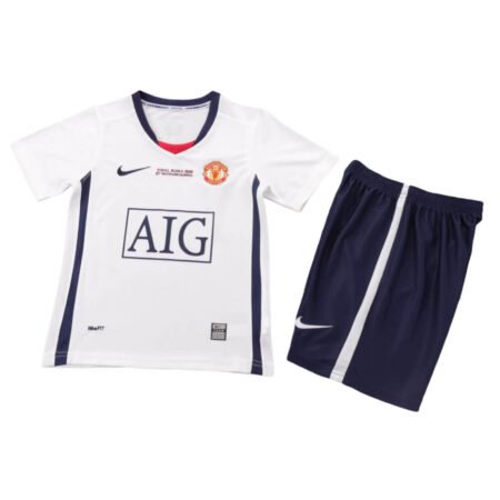 Kit Infantil Manchester United 2008 Branca Unissex