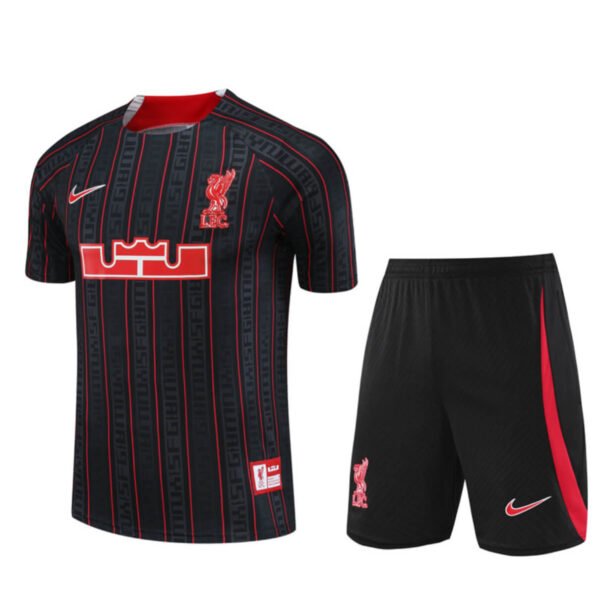 Conjunto Liverpool Treino Camisa e Short Preto LeBron James 2023/24