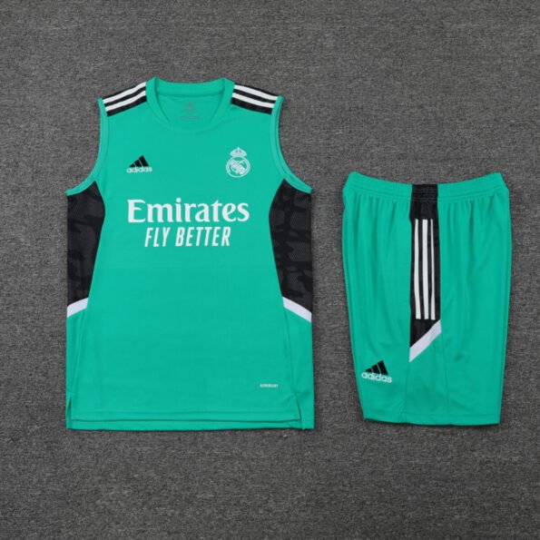 Kit Regata e Short Real Madrid Treino Verde 2022/23