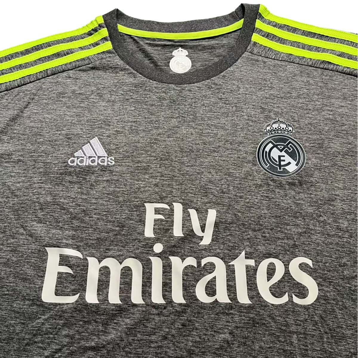 camisa-real-madrid-cinza-away-2015-16-manga-longa-1 Camisa Real Madrid Cinza Away 2015/16 Manga Longa
