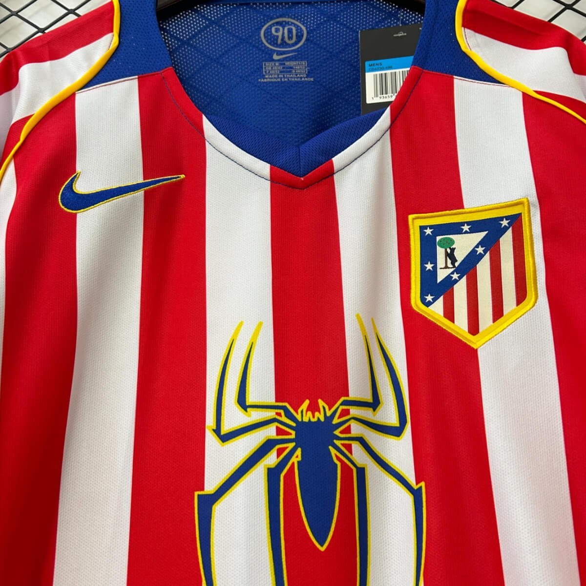 camisa-atletico-de-madrid-home-2004-05-spider-man-manga-longa-1 Camisa Atlético de Madrid Home Spider Man 2004 Manga Longa