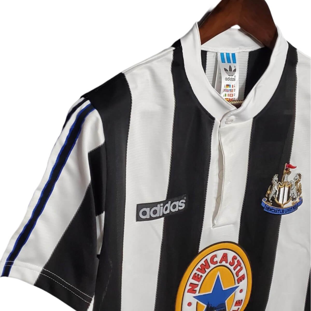 camisa-newcastle-1995-home-masculina- Camisa Newcastle 1995 Home Listrada Masculina