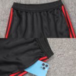 Conjunto Jaqueta e Calça Man Utd Preto Treino 2023/24