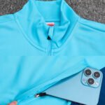 Conjunto Jaqueta e Calça Marseille Azul Claro Treino 2023/24