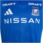 camisa-Yokohama-F.-Marinos-azul-2025-26-home-masculina