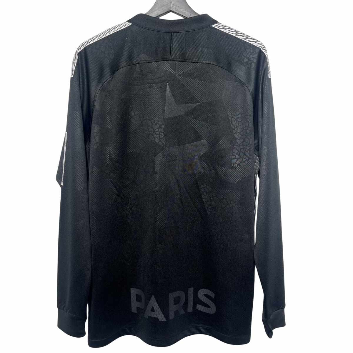 camisa-psg-preta-2017-18-third-manga-longa (1) Camisa PSG Preta 2017/18 Third Manga Longa