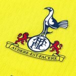 camisa-Tottenham-amarela-2025-26-third-jogador
