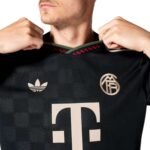 camisa-bayer-munich-fc-preta-2025-26-champions-masculina