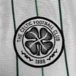 camisa-celtic-fc-us-pack-basebol-branca-2025-botoes