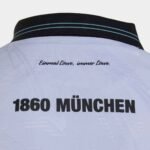camisa-tsv-1860-munchen-azul-branco-2025-26-home-masculina