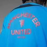 camiseta-manchester-united-ubp-azul-2025-26-adidas-originals-masculina