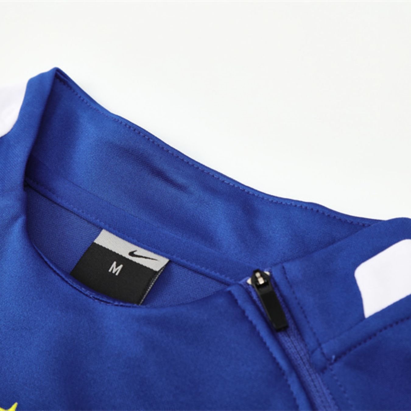 jaqueta-brasil-azul-guarana-nike-2025-26-masculina (1) Jaqueta Brasil Azul Guaraná Nike 2025/26 Masculina