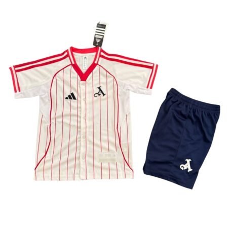 Kit Infantil Arsenal Branco Basebol 2025/26 Botões Unissex