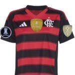 camisa-do-flamengo-campeao-libertadores-2025-vermelha-titular-feminina