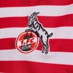 camisa-1-fc-koln-vermelho-2025-26-especial-carnaval-manga-longa