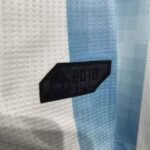 camisa-argentina-home-branca-azul-2018-jogador