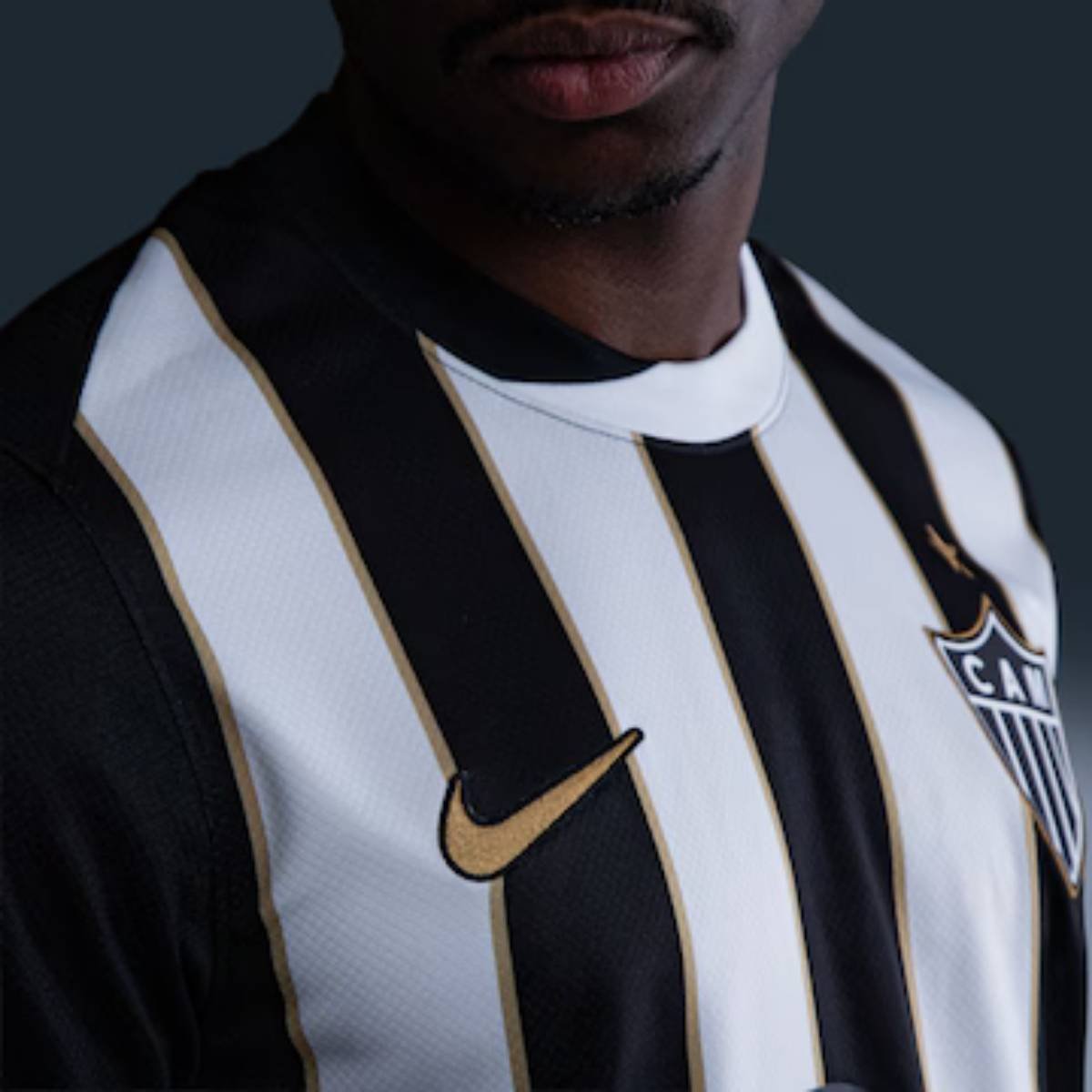 camisa-atletico-mineiro-titular-preta-2026-27-i-masculina-098346 (3) Camisa do Atlético Mineiro Preta 2026/27 Titular I Masculina