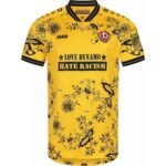 camisa-dynamo-dresden-love-dynamo-amarela-2025-26-hate-racism-masculina