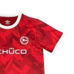 camisa-Arminia-Bielefeld-2025-26-third-iii-vermelha-SCHÜCO-masculina