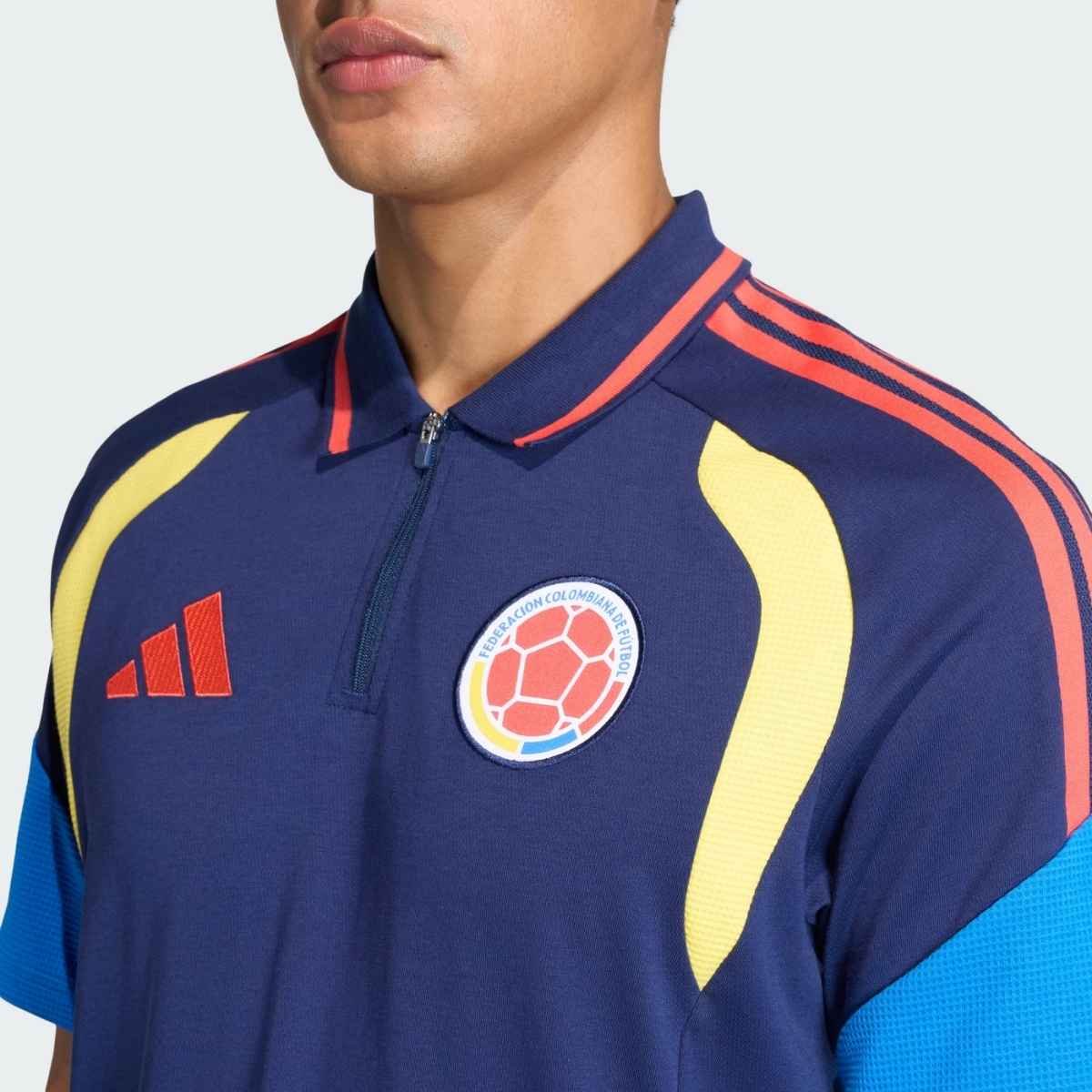 camisa-colombia-azul-copa-2026-27-tiro-polo-masculina (1) Camisa Colômbia Azul Copa 2026/27 Tiro Polo Masculina