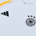 kit-treino-alemanha-2026-27-branco-preto-masculino